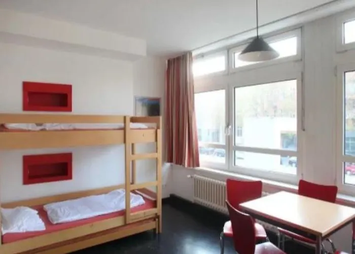 Jugendherberge-berlin-international Hostal